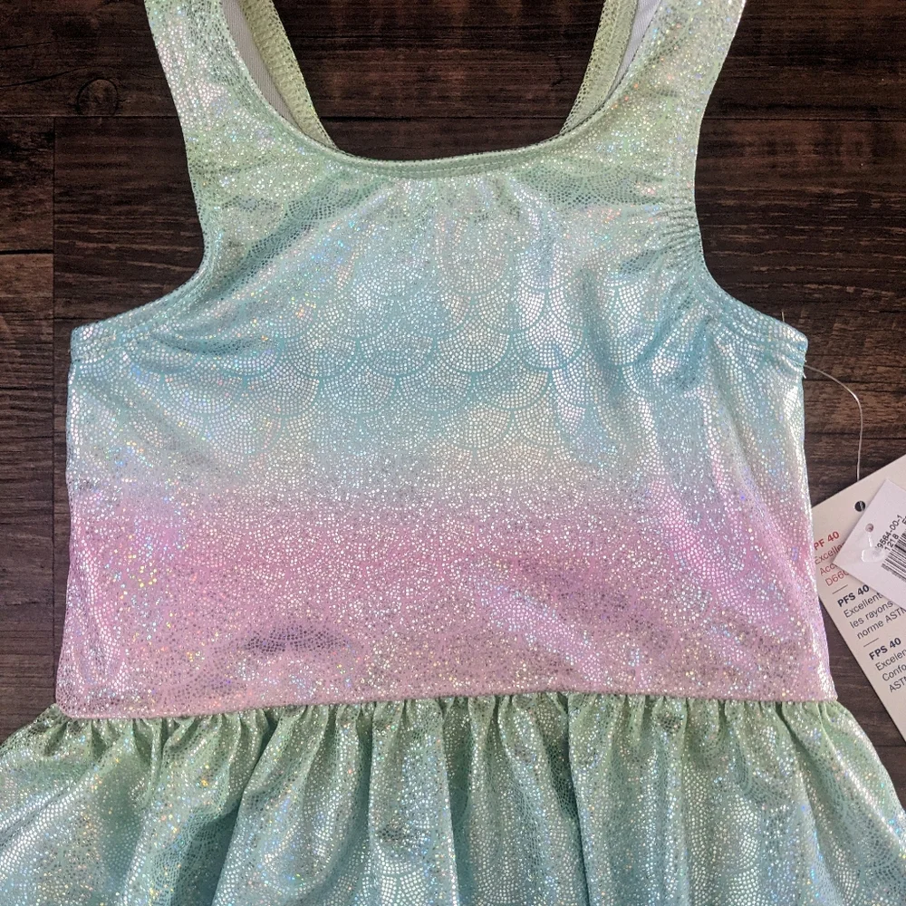 NWT Old Navy Swimsuit